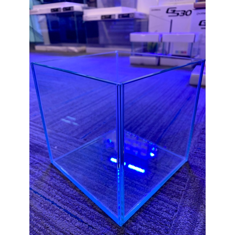 FNM Betta Tank 15x15x15cm